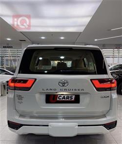 تويوتا لاندكروزر